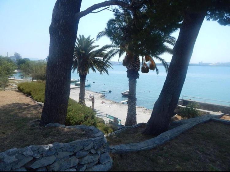 Apartments Toni With Free Parking Kastela Exterior photo
